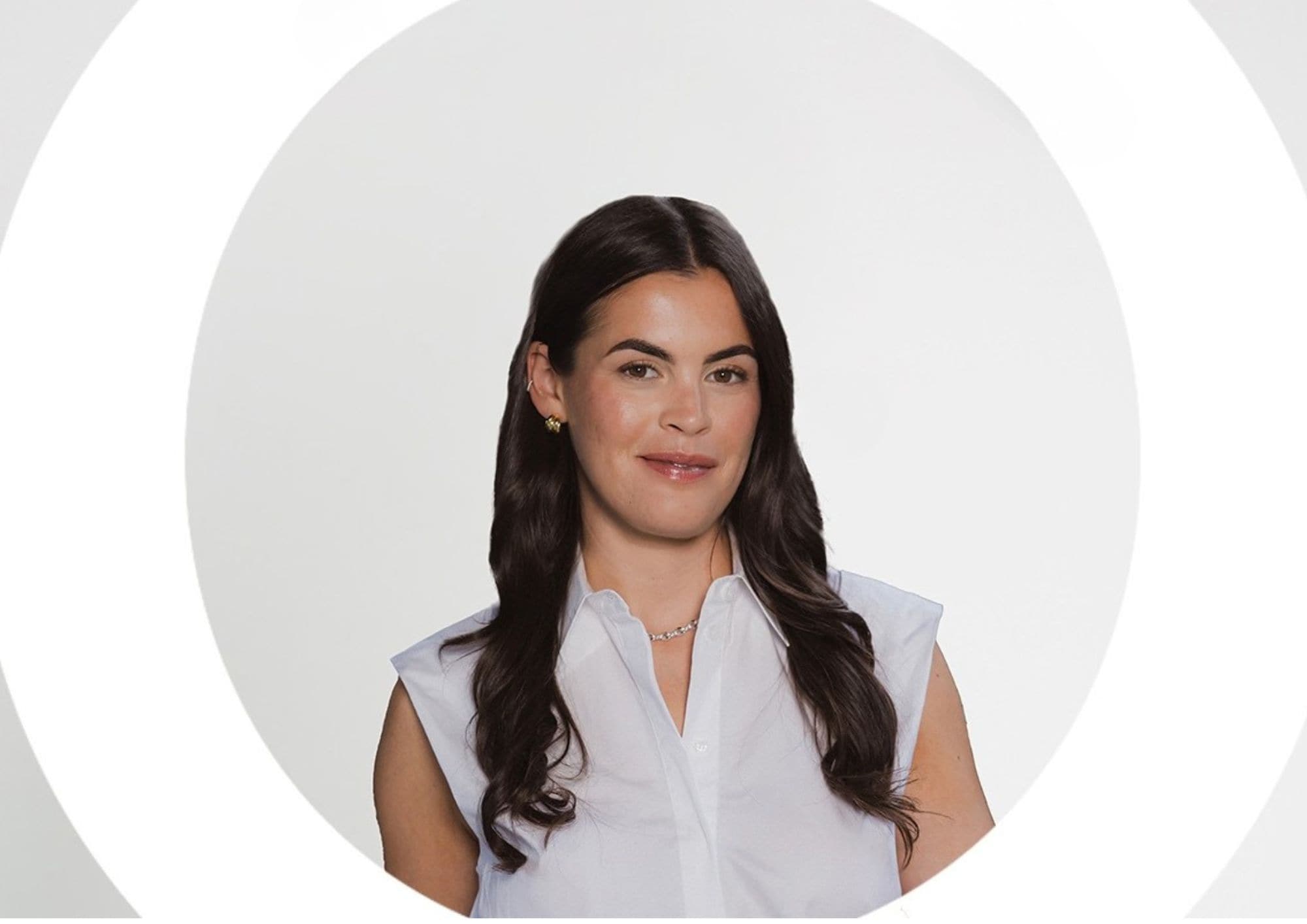Britt Messing is co-founder van For You Agency, een creative media company voor merken en creators die weigeren onopgemerkt te blijven.