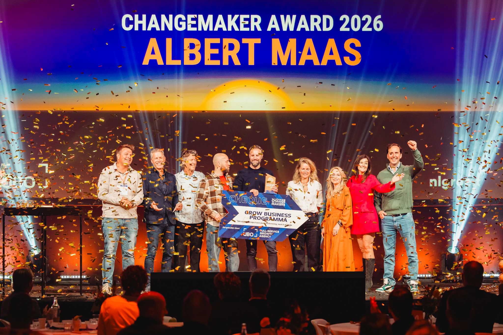 Albert Maas (midden), CEO en founder van Avular, is bekroond met de Changemaker Award 2026.