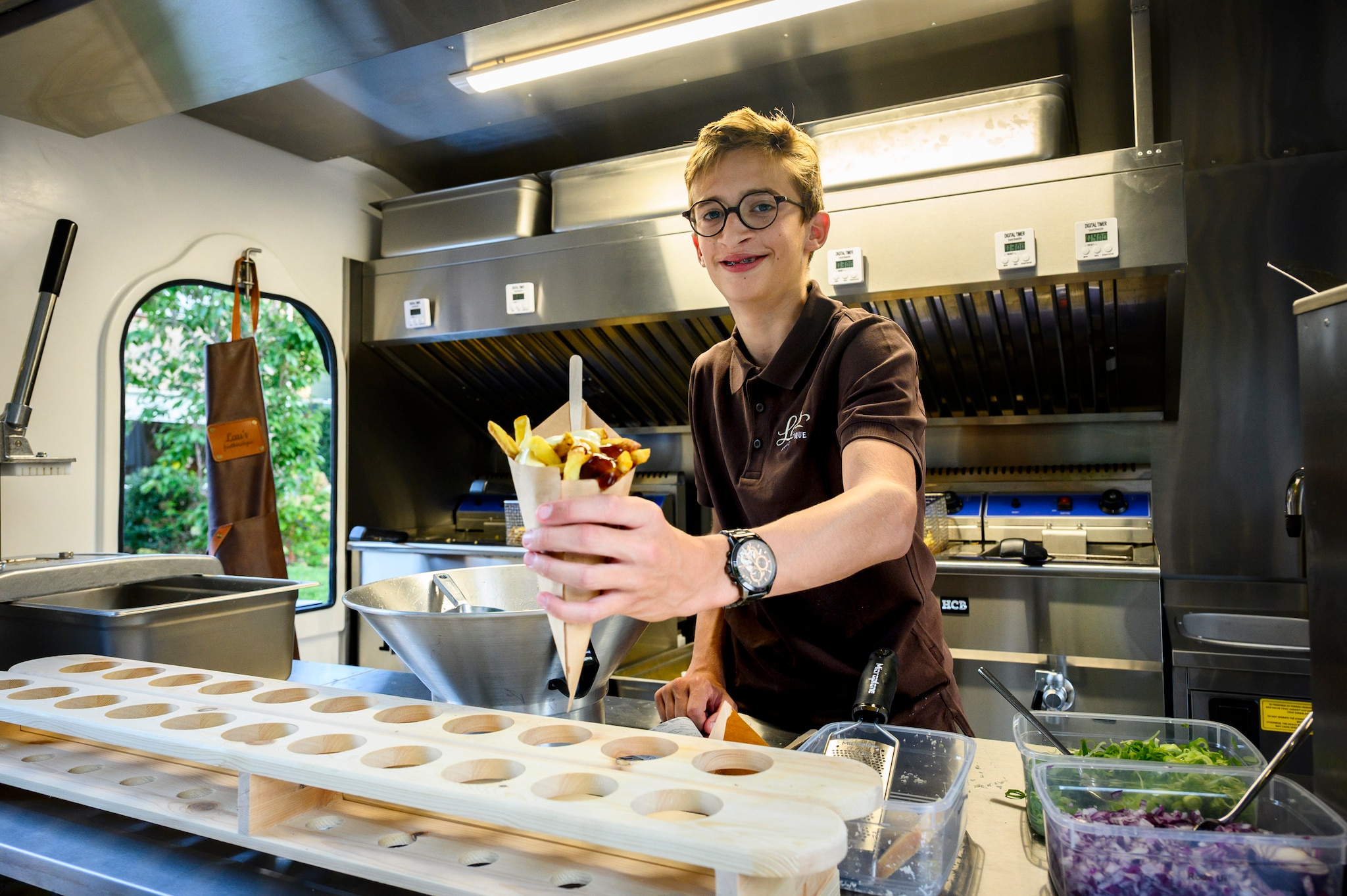 Lauran Brand heeft een eigen frietkraam: Lau’s Frietboutique.