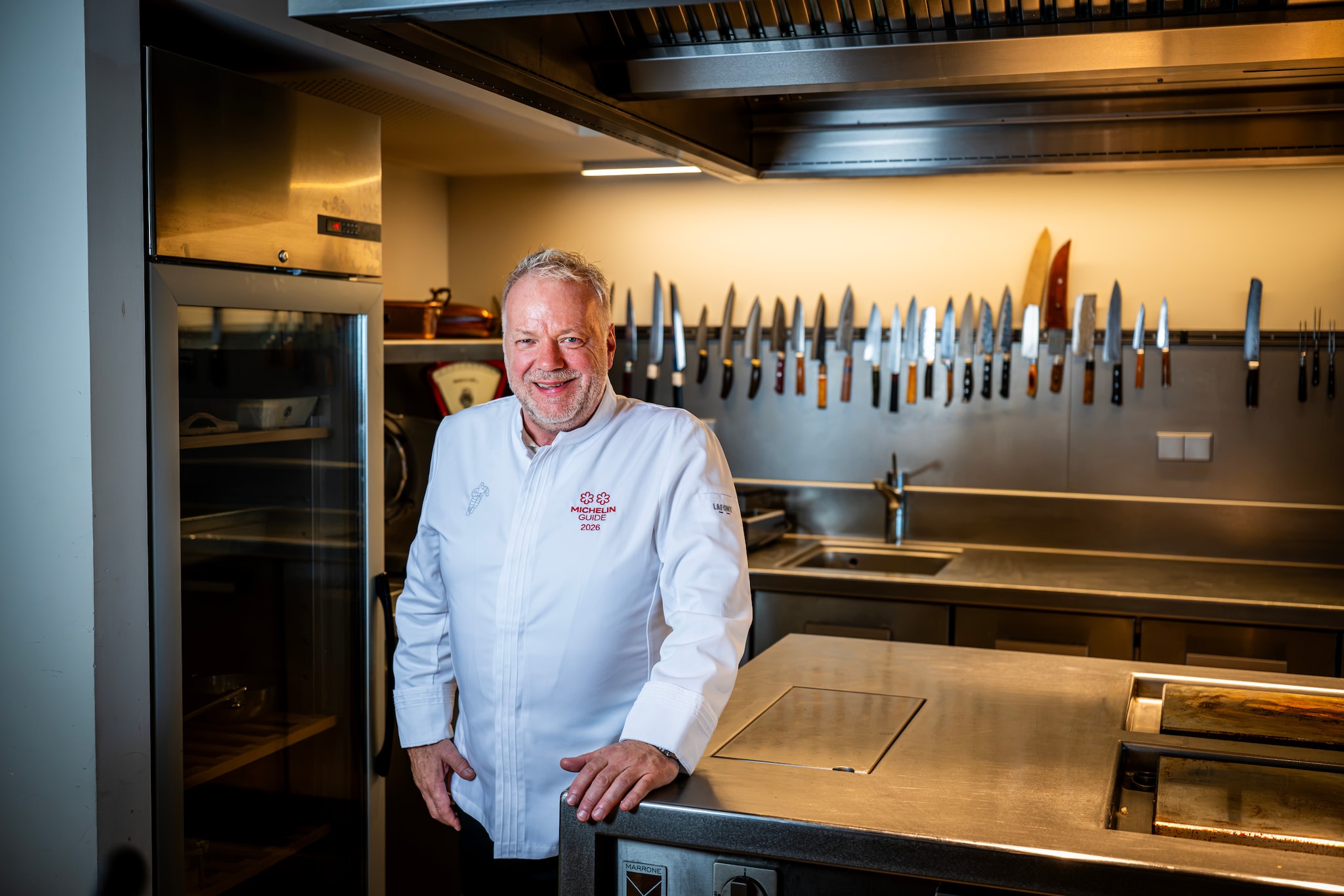 Topchef Mario Ridder van restaurant Azurite in Delft behaalde in één klap twee sterren.