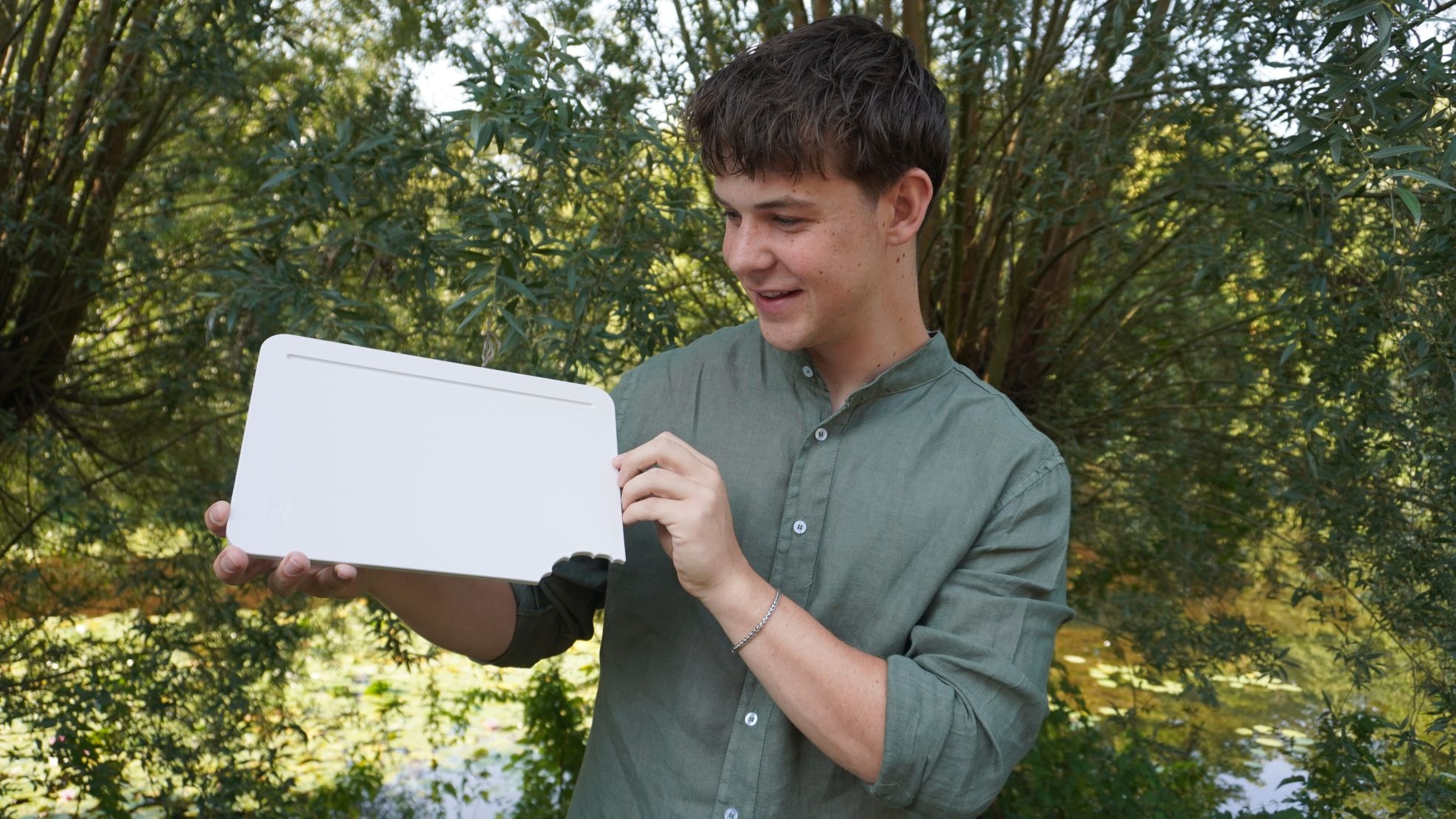 Wessel Schönekerl (21), de ondernemer achter de BitByBit-snijplank.