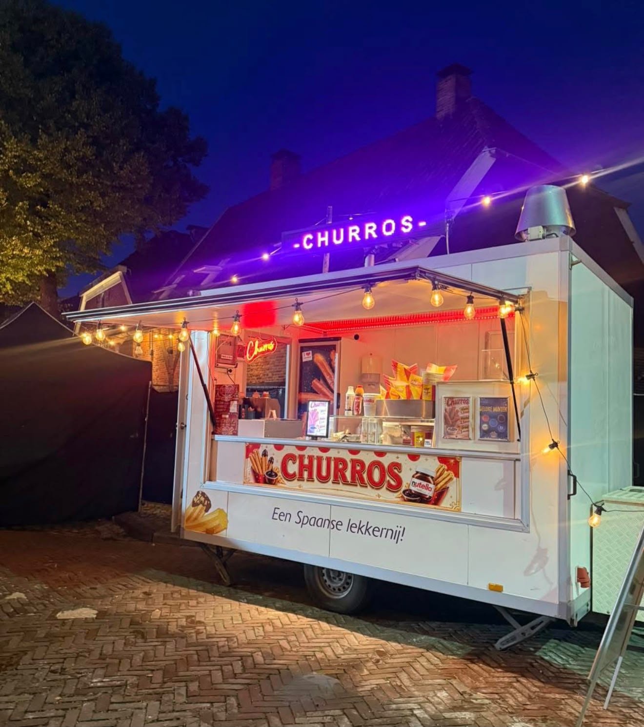 De opvallende churroskraam van Joan. eigen foto