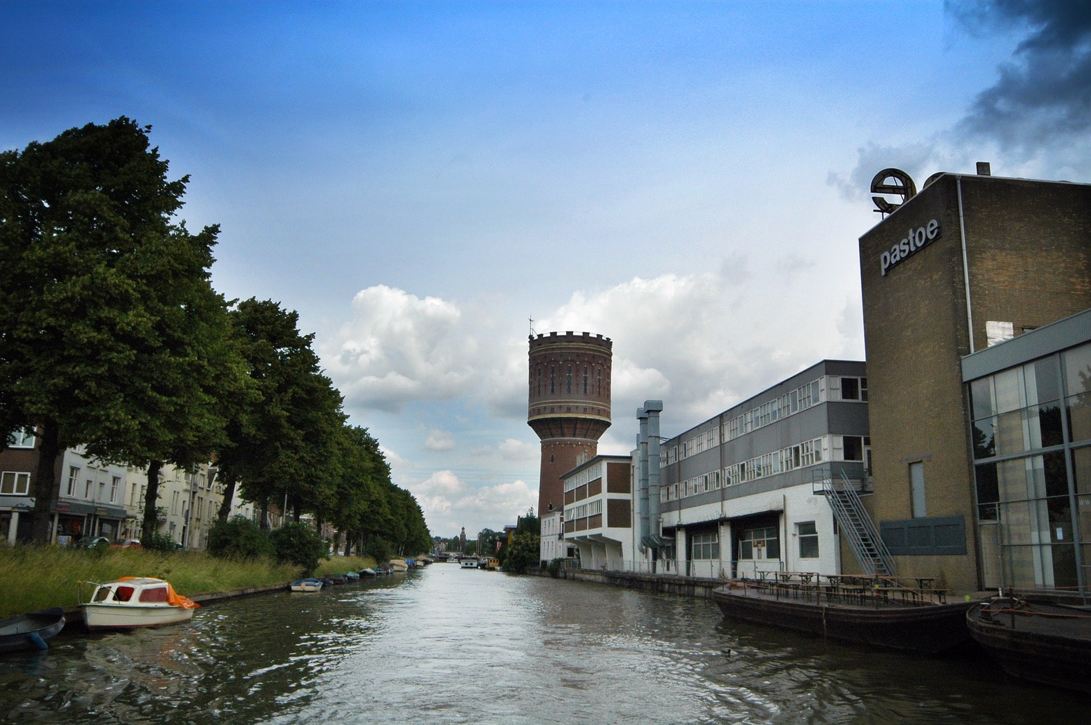 Het voormalige pand van Pastoe op de Rotsoord in Utrecht. AD